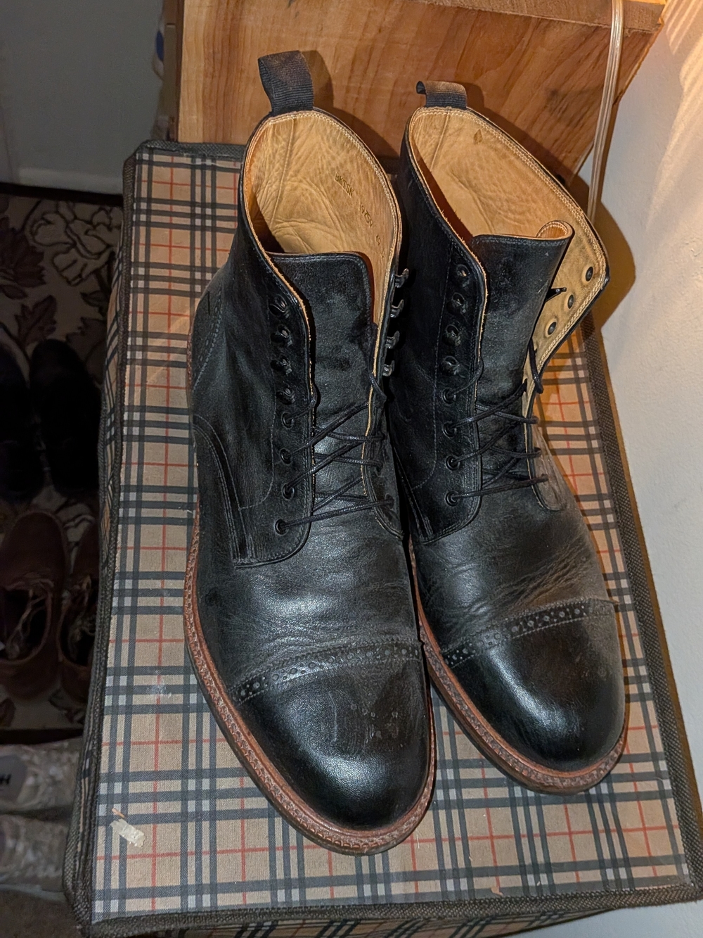Beckett Simonon Medina Boots Size 12 Men's Black Leather Cap-Toe Lace-Up Boots - Picture 4 of 9